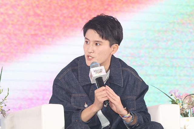 女作家的隐秘私生活